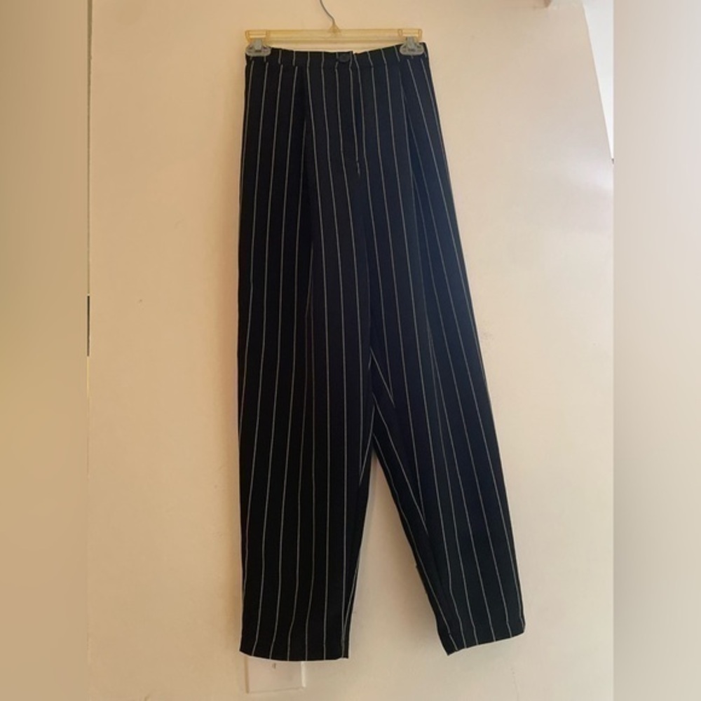 H&M divided dress pants size 2